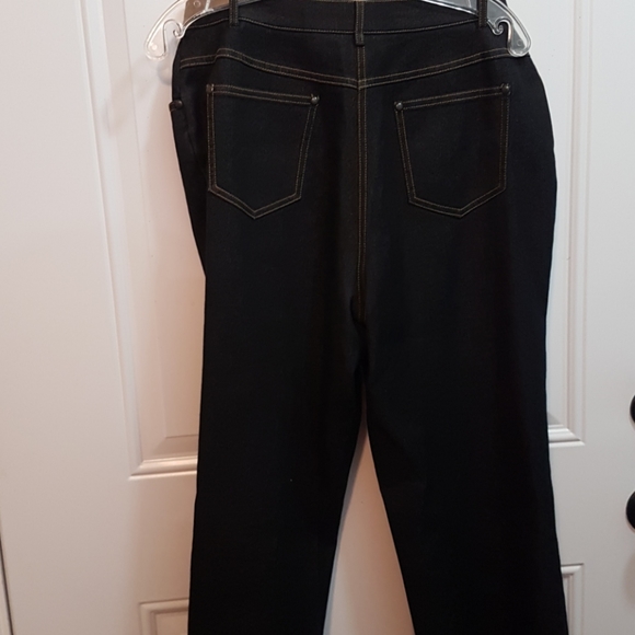 Haggar Petite Jeans - Picture 2 of 4